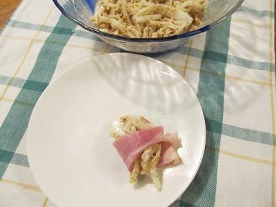 大根とツナのサラダとスパイラルハム