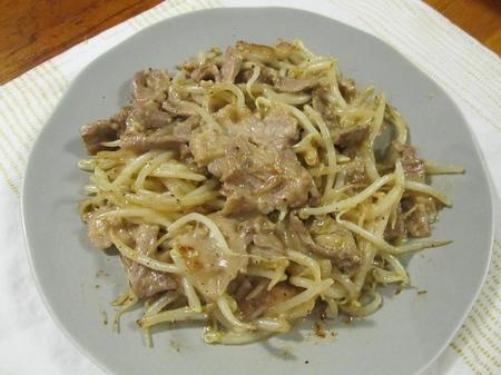 醤油とんこつ味のもやし豚