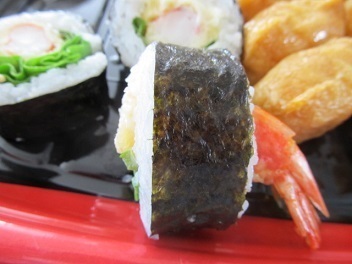 えび天巻入り助六寿司2