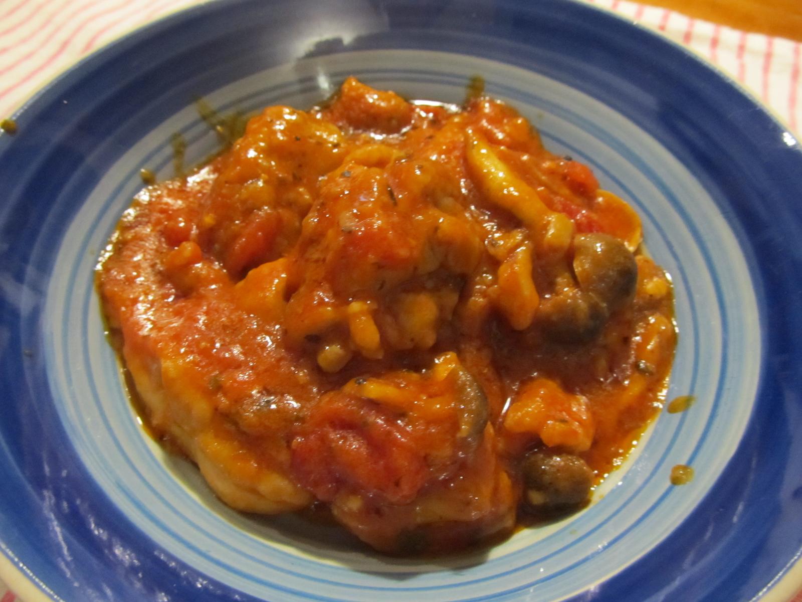 コストコのクラシコトマト バジルで簡単 お店の味のチキンのトマト煮です コストコお役立ち情報