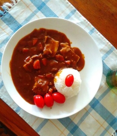 隠し味で簡単なスパイシーカレー