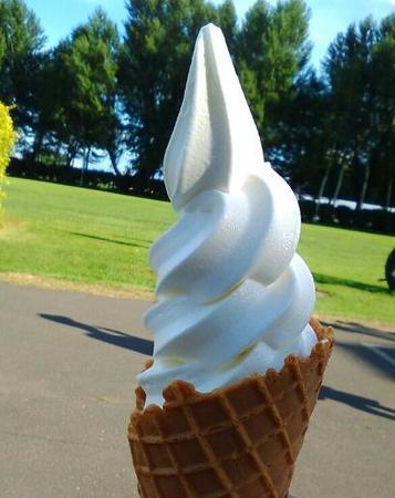 八紘学園のソフトクリーム